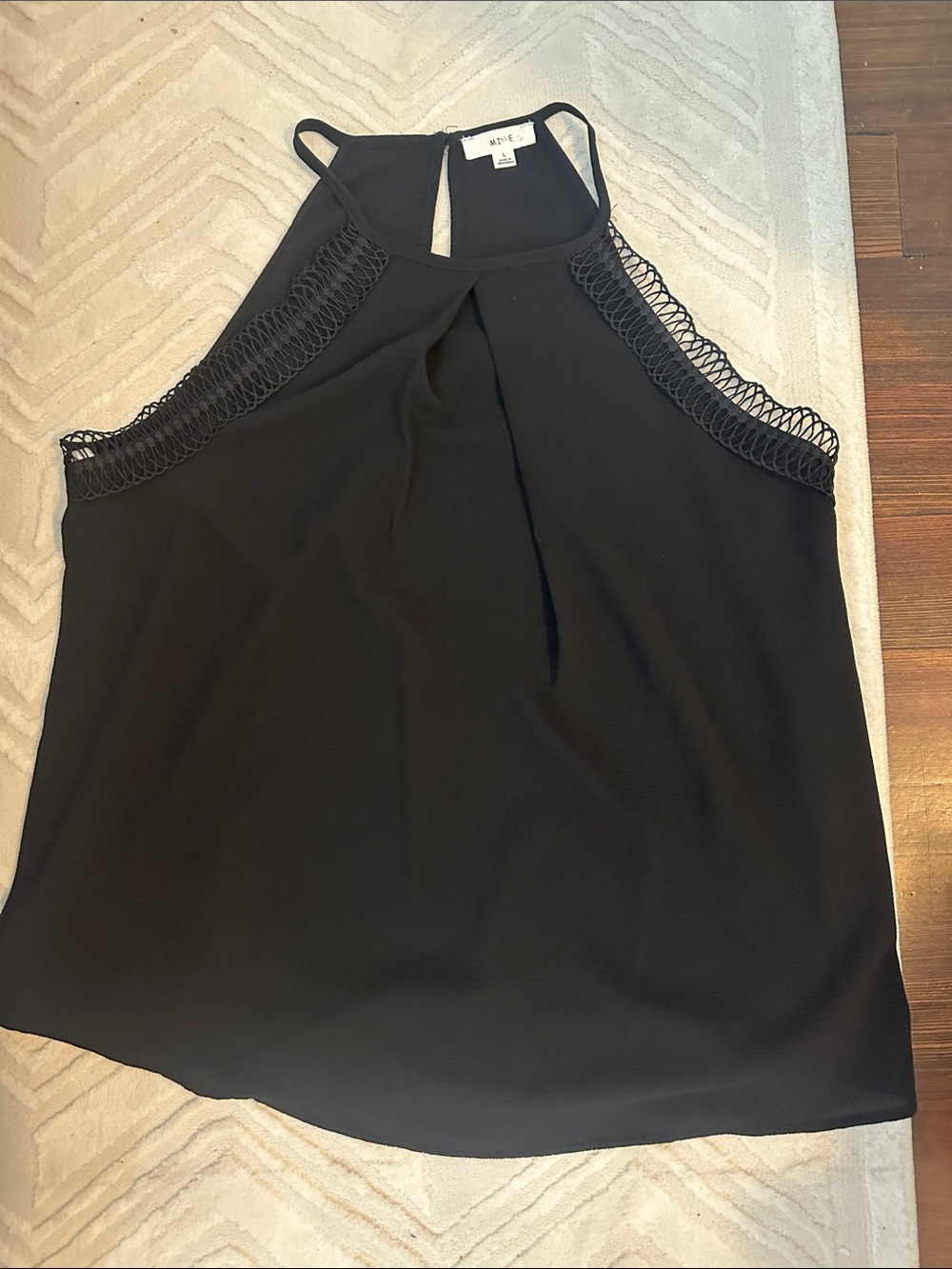 mine Black Lace-Trim Halter Camisole